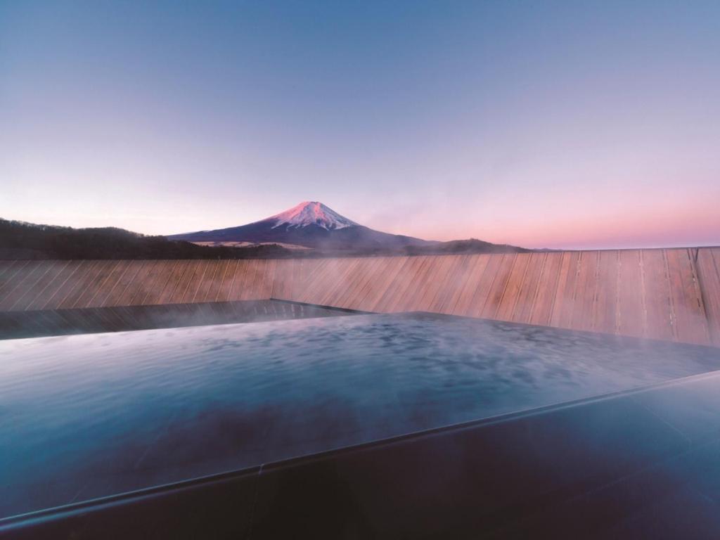 Kaneyamaen hotel with mount fuji views