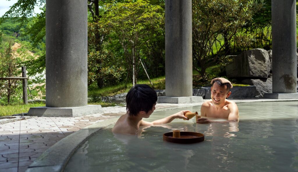 Dai-ichi Takimotokan onsen friends