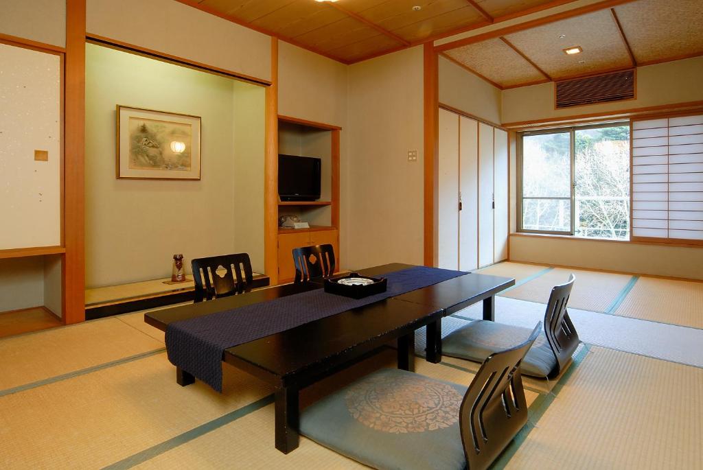 Hakone Suimeisou japanese style tatami room