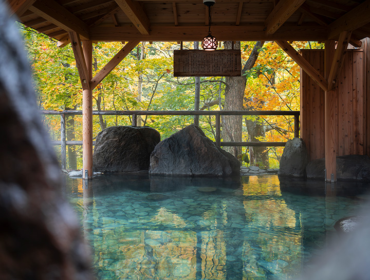 Sounkaku Mountain Resort 1923 open air onsen