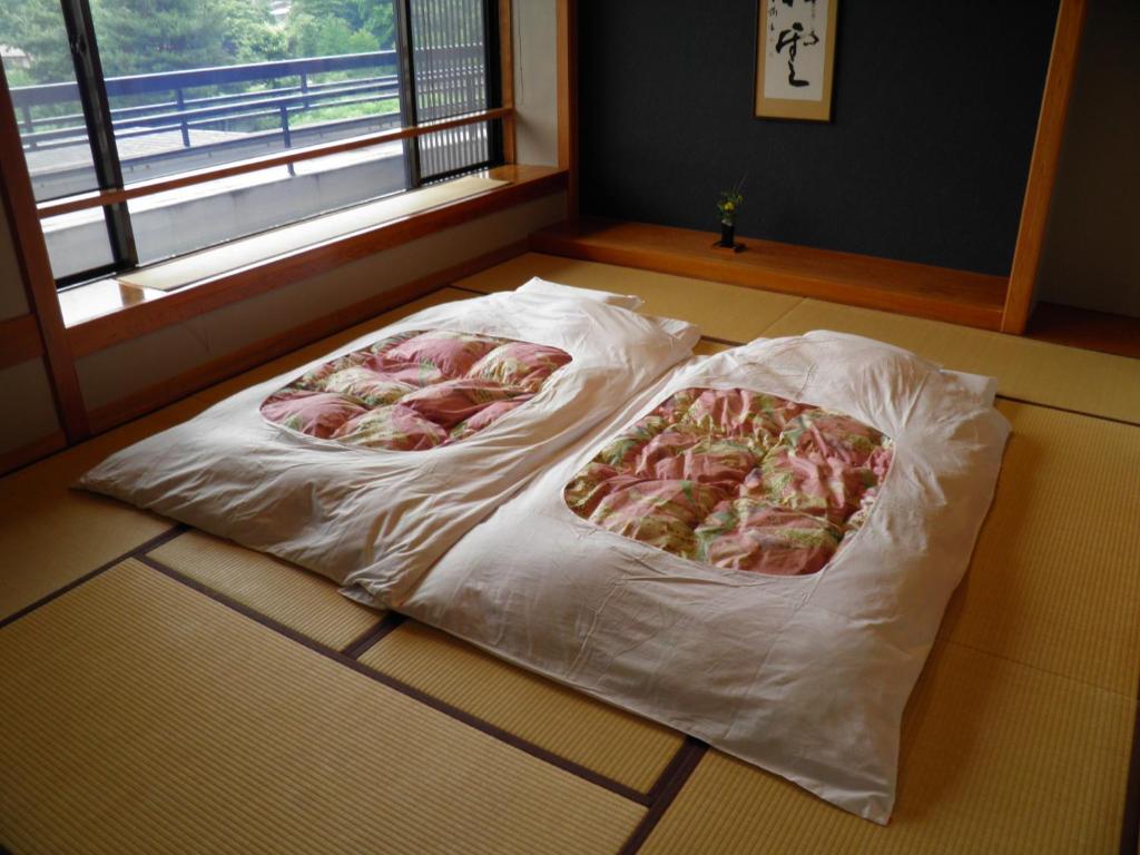 maruei tatami room with futon