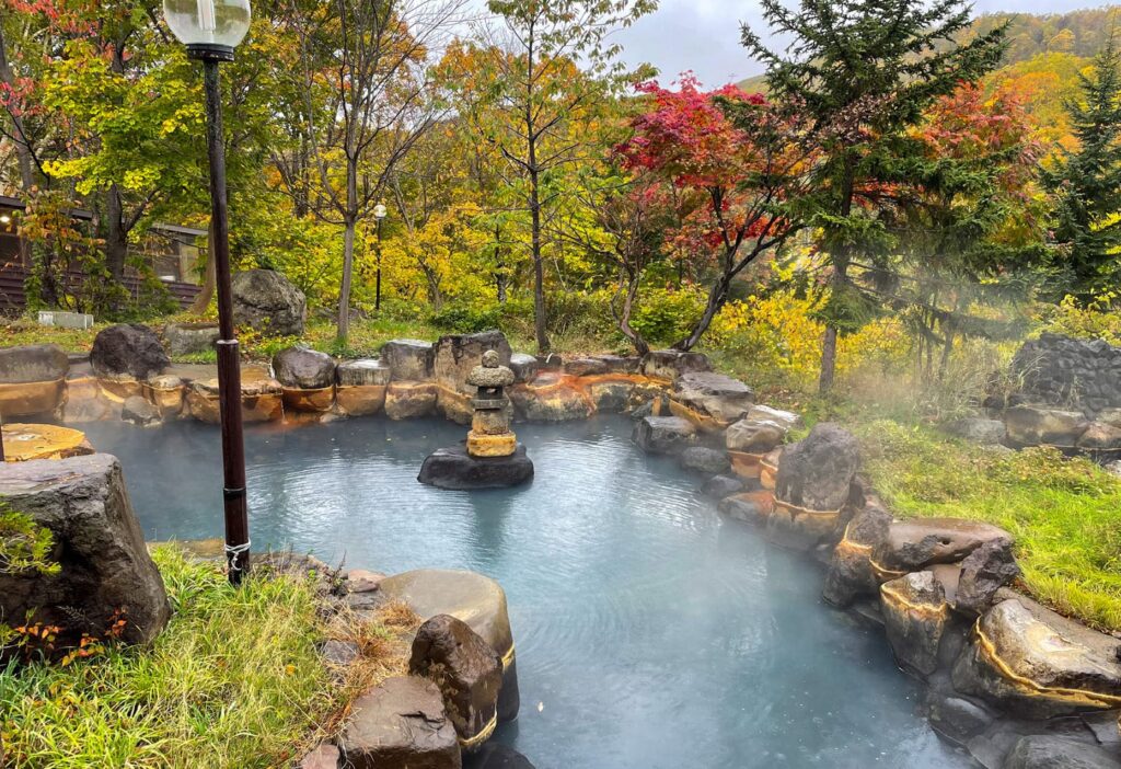 niseko grand outdoor onsen