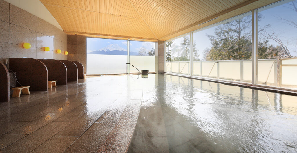 Lakeland Hotel Mizunosato indoor onsen with views of mount fuji