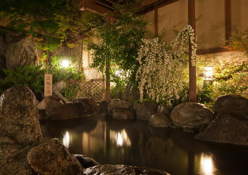 Ooike Hotel outdoor onsen