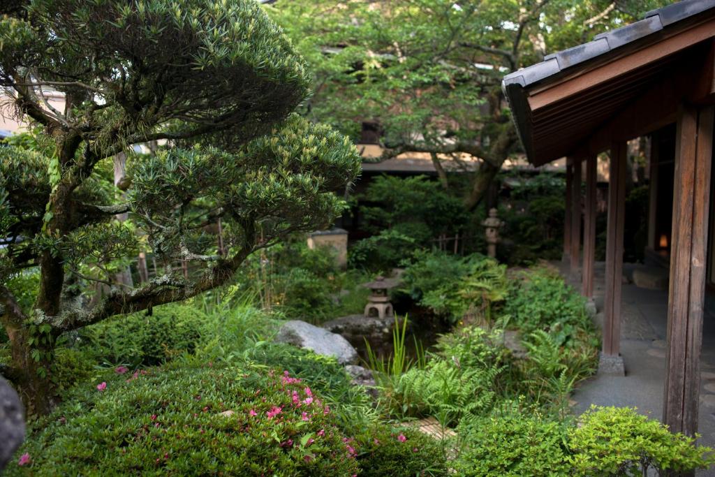 Arima Onsen Tocen Goshobo landscaped japanese garden