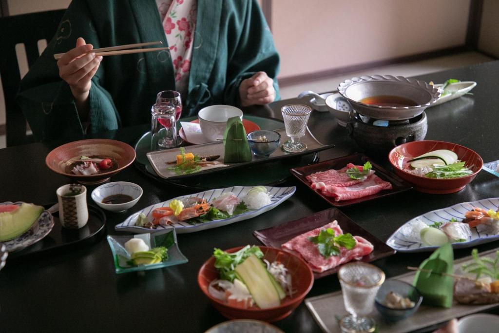 Biwako Hanakaido kaiseki dinner