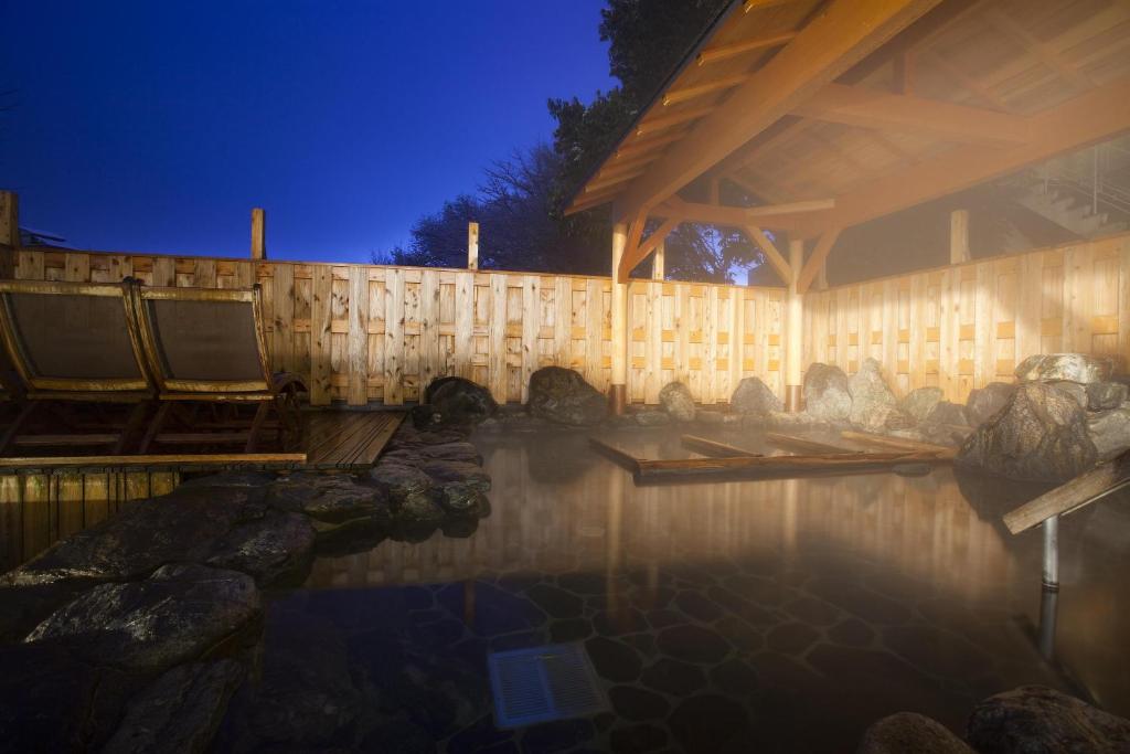 Biwako Ryokusuitei open air bath