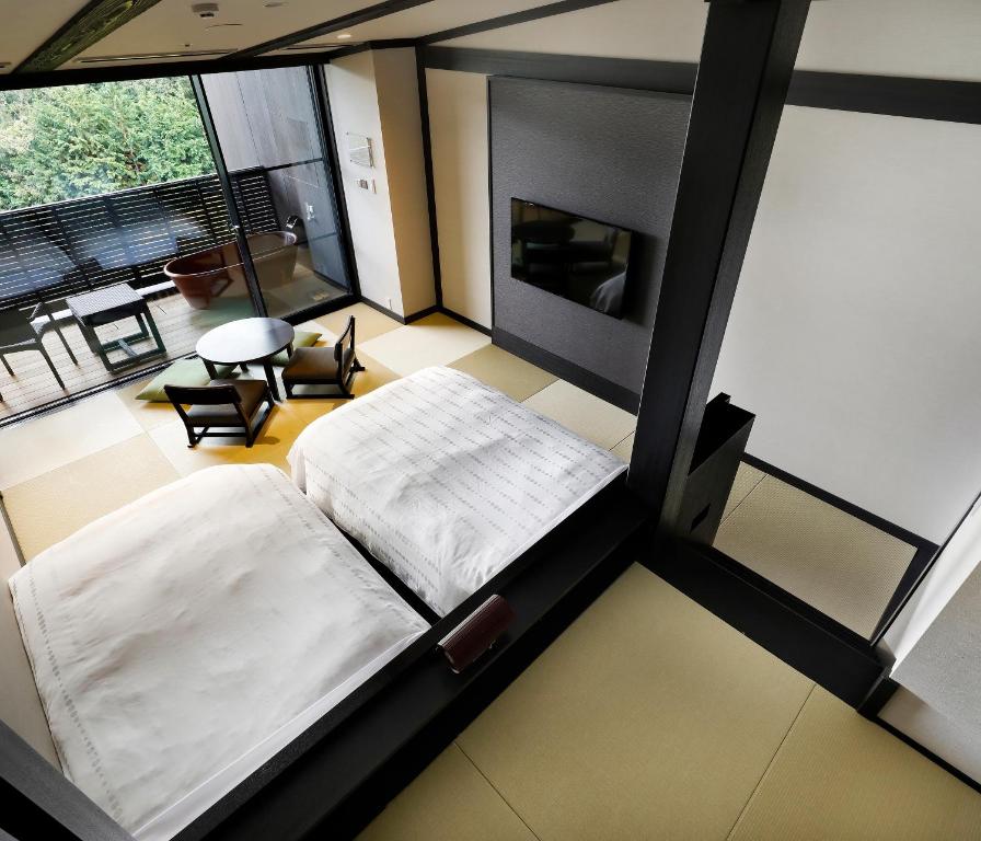 Hakone Kowakien Tenyu western style room with tatami