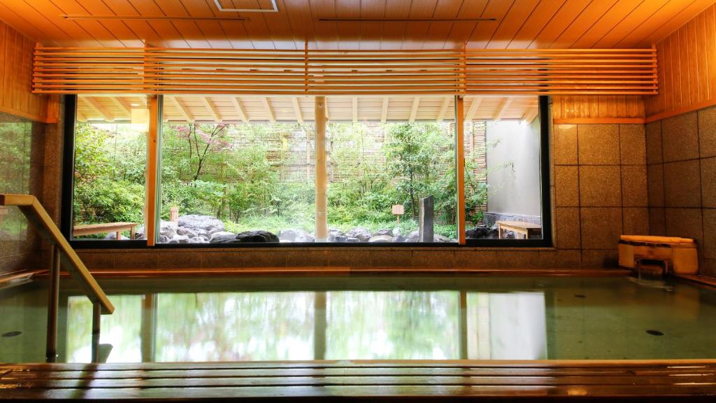 Kyoto Arashiyama-Onsen Kadensho indoor bath