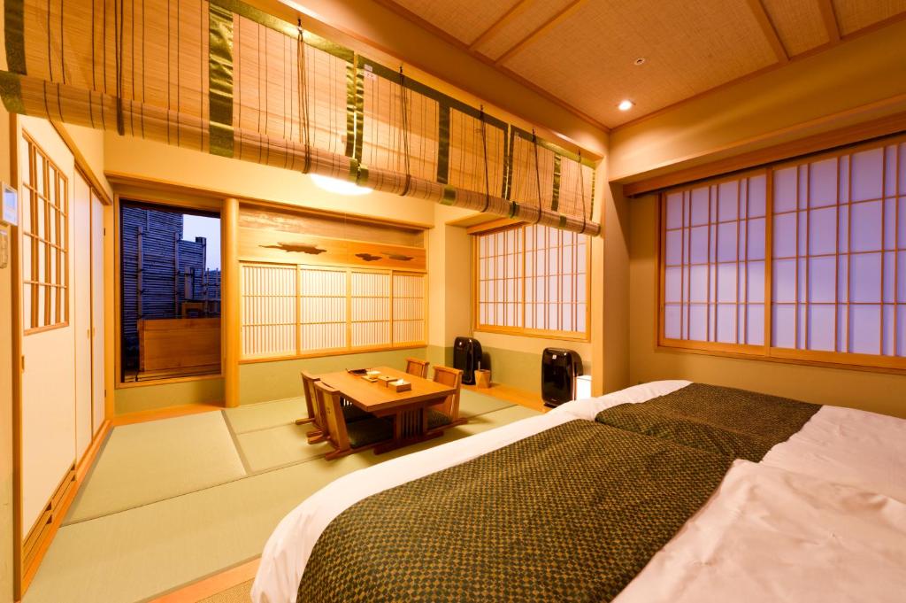 Kyoto Arashiyama-Onsen Kadensho special room with open air bath