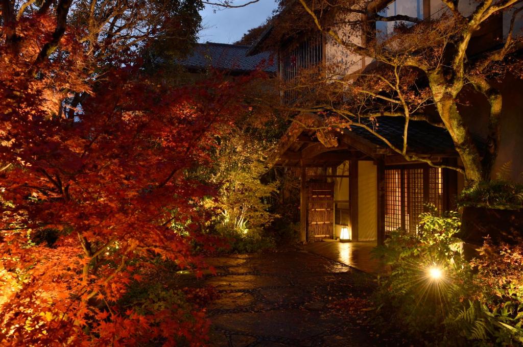 Ryokan Sumiya Kihoan entrance