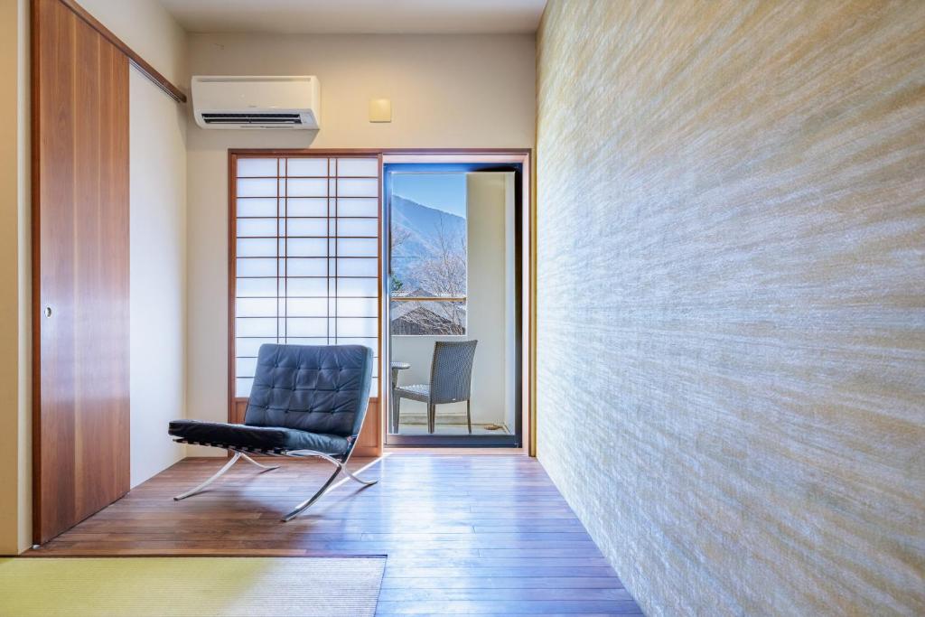 Sengokuhara Shinanoki Ichinoyu room with terrace