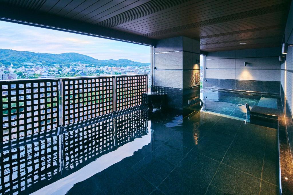 Sora Niwa Terrace Kyoto Bettei top floor onsen with views