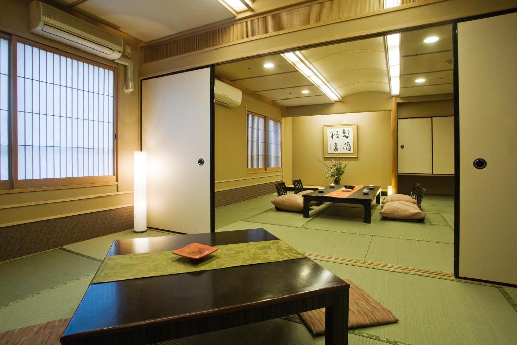 Yumotokan traditional tatami room