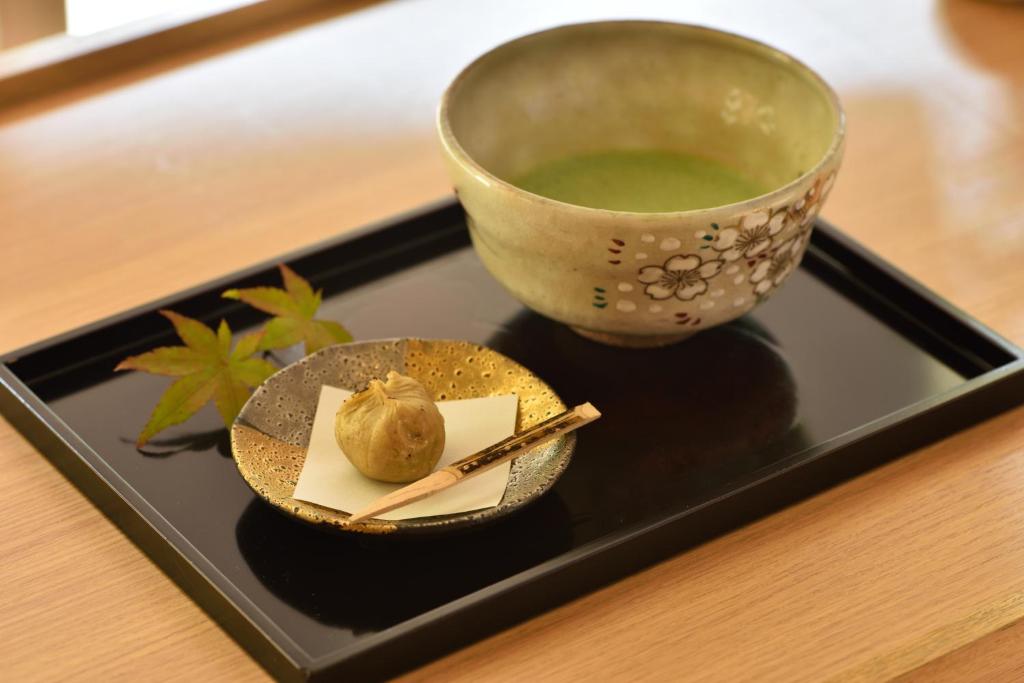 Yunohana Resort Suisen matcha and sweet