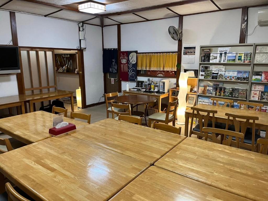 Fuji-Hakone Guest House dinning area