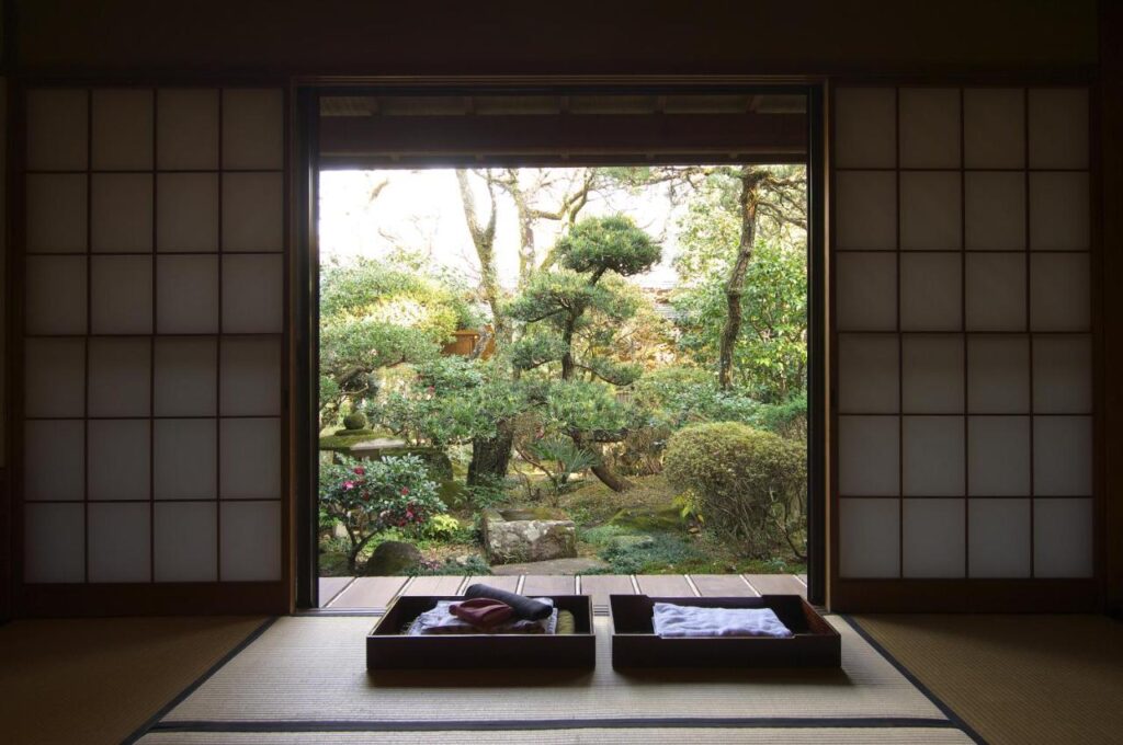 Gyokutei room with garden views