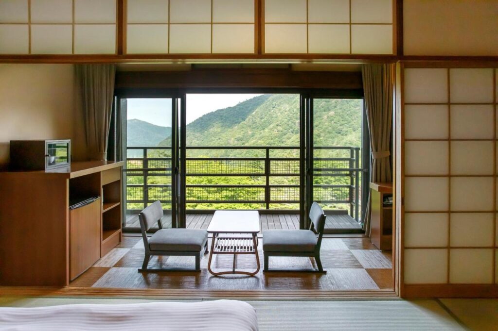 Hakone Kowakien Mikawaya Ryokan japanese style room with mountain and forests views