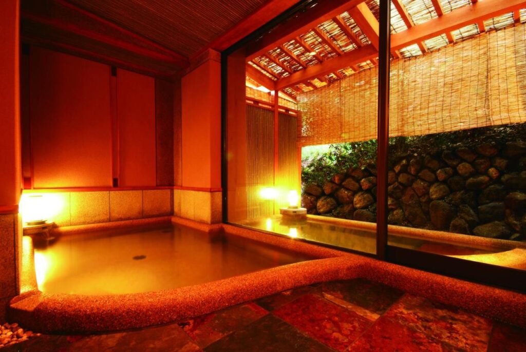 Hanaikada Ryokan private onsen