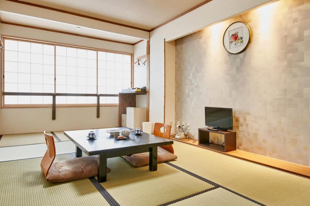 Hifumi Ryokan tatami room