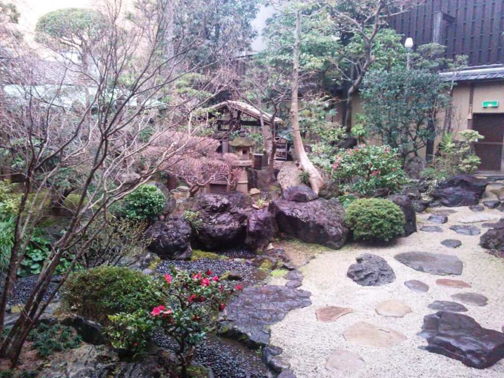 Nissho Besso garden