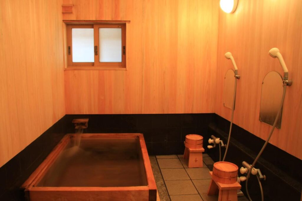 Ryokan Motonago public bath