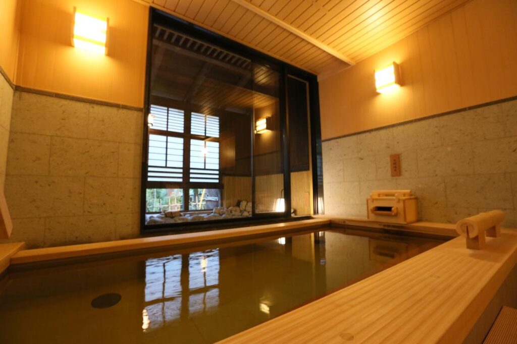 Suiun hinoki onsen