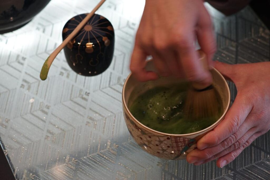 Suiun matcha making ceremony