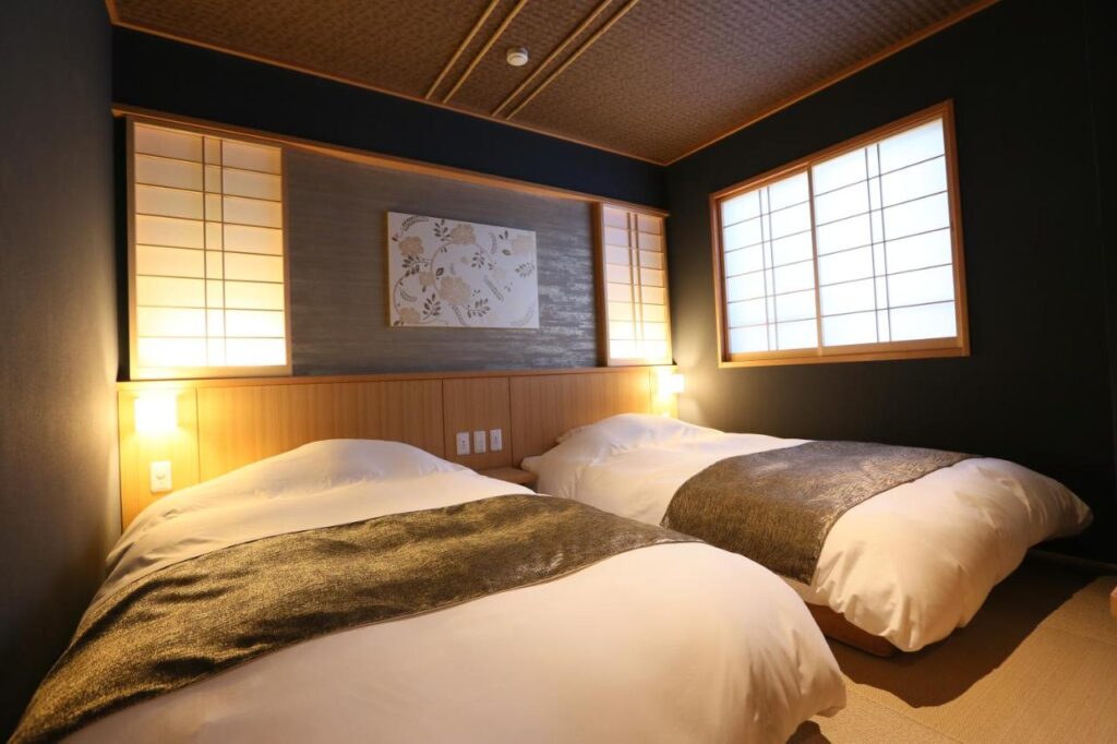 Suiun western style beds and tatami