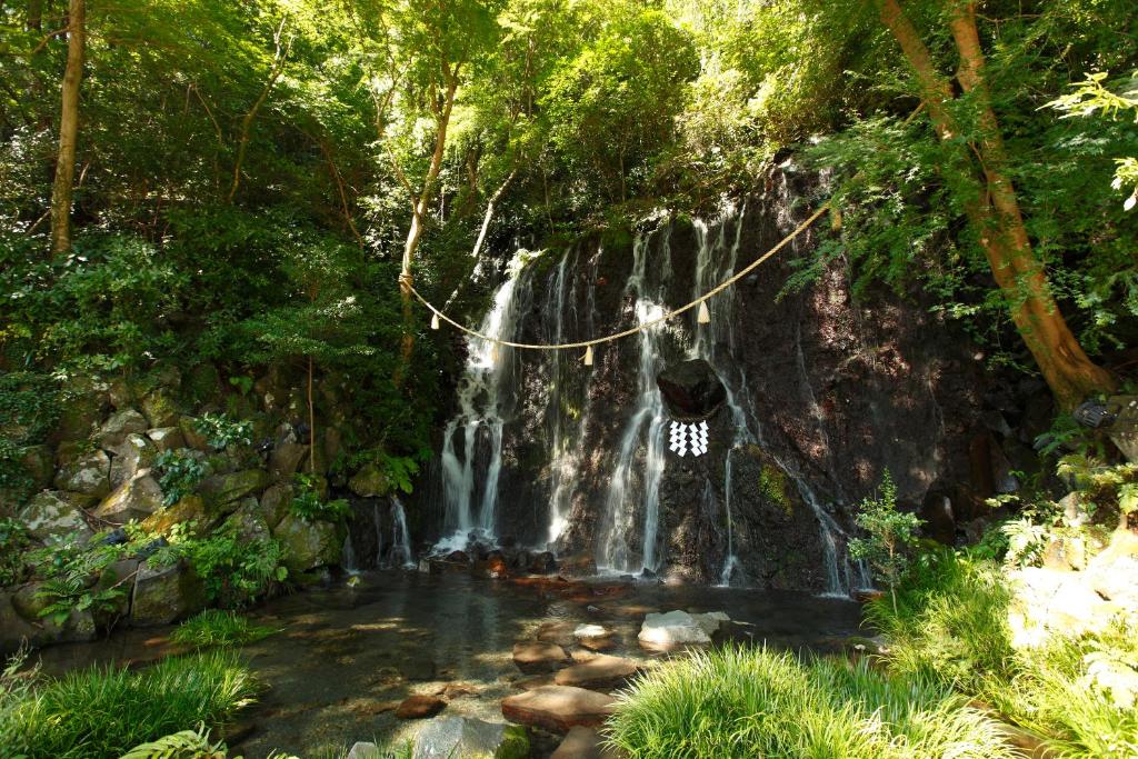 Tenseien stunning waterfalls