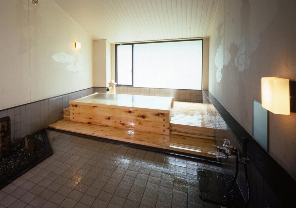 Yumoto Fujiya Hotel indoor public bath