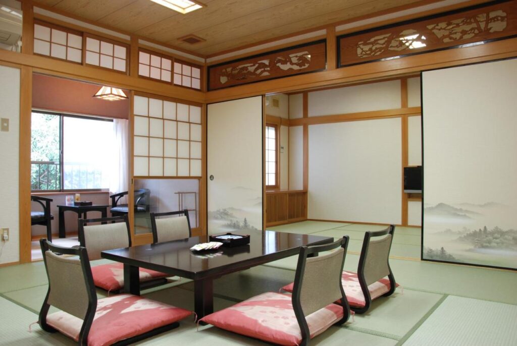 Okumizuma Onsen tatami room with tea area