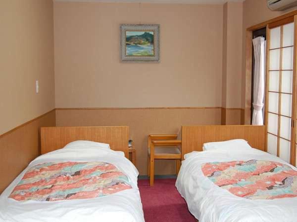 Ajikanko Hotel Uminoyadori Room With Two Beds