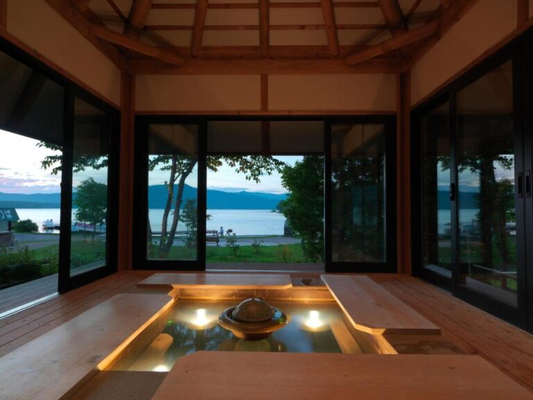 Akan Tsuruga Bessou Hinanoza Onsen View