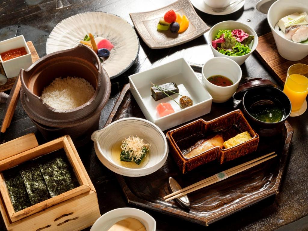 Akantsurugabessouhinanoza Traditional Japanese Breakfast