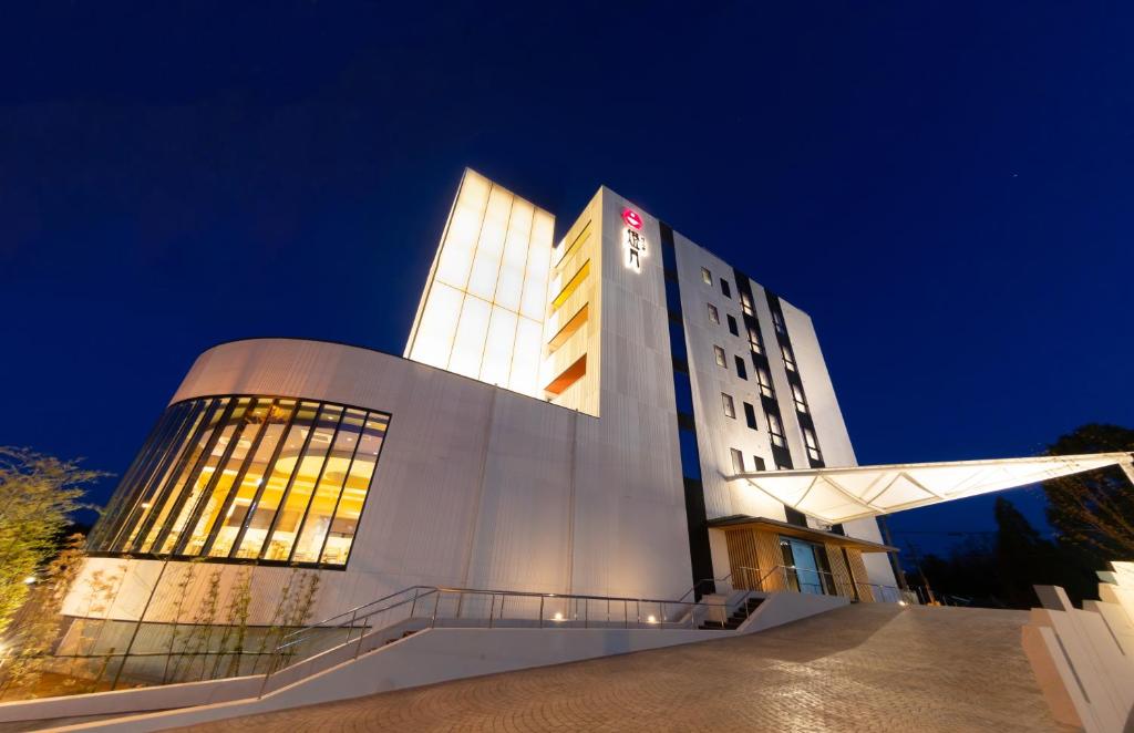 Akari No Yado Togetsu Exterior At Night