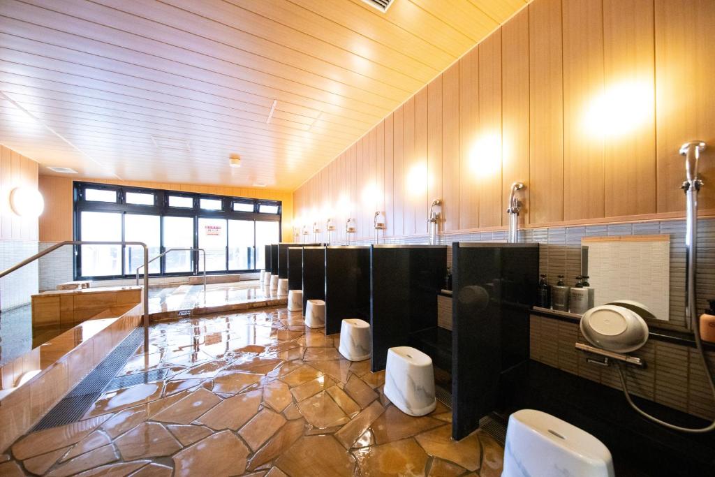 Akari No Yado Togetsu Onsen Bathroom