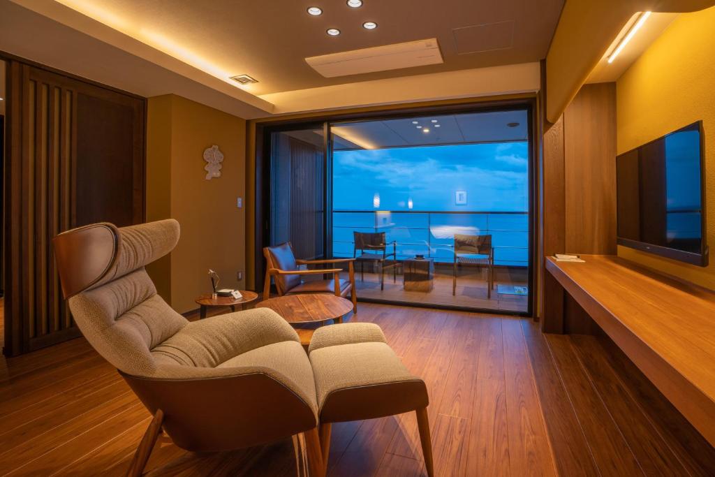 Amane Resort Gahama Lounge Ocean View