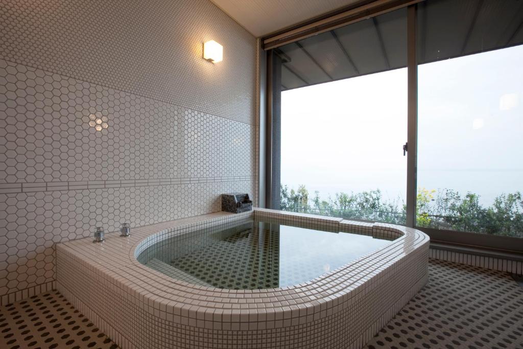 Amane Resort Gahama Onsen Bath