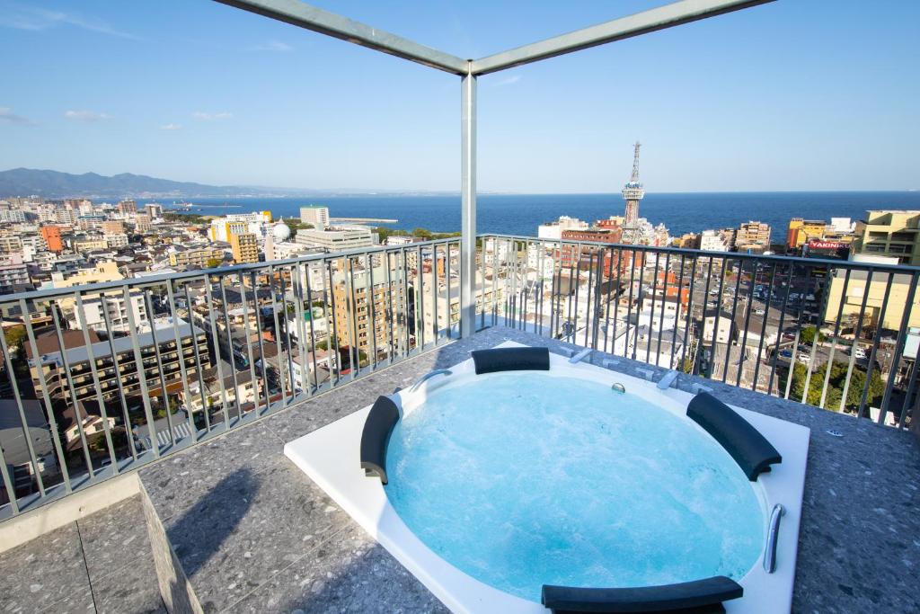 Amanek Beppu Yula Re Beppu Hotel Rooftop Jacuzzi