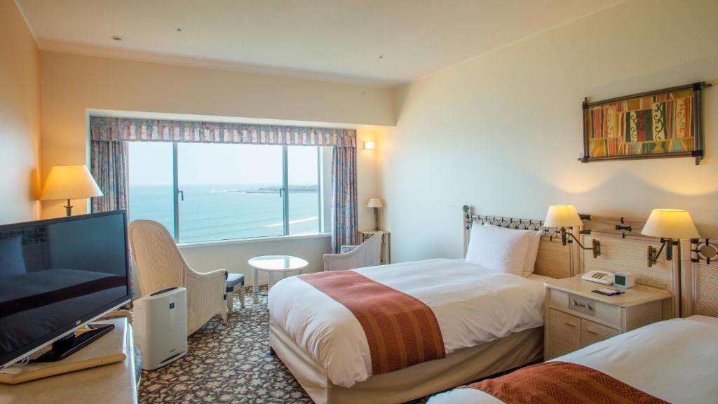 Ana Holiday Inn Resort Miyazaki By Ihg Ocean View Room