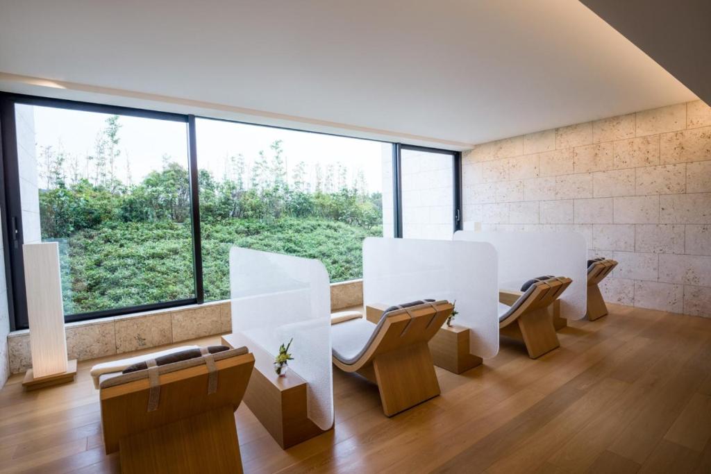 Ana Intercontinental Beppu Resort Spa Ihg Lounge Area