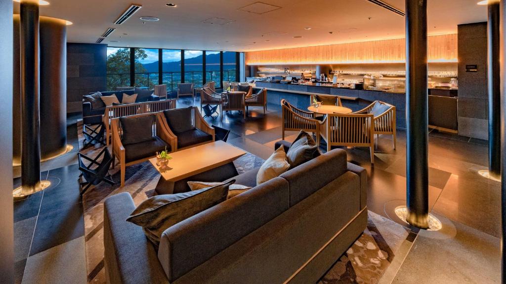 Ana Intercontinental Beppu Resort Spa Lounge Area