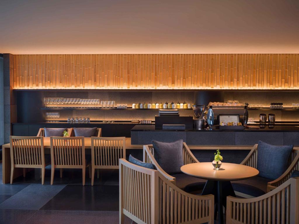 Ana Intercontinental Beppu Resort Spa Lounge Area