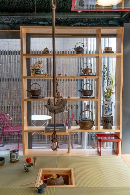 Andon Ryokan Irori Display