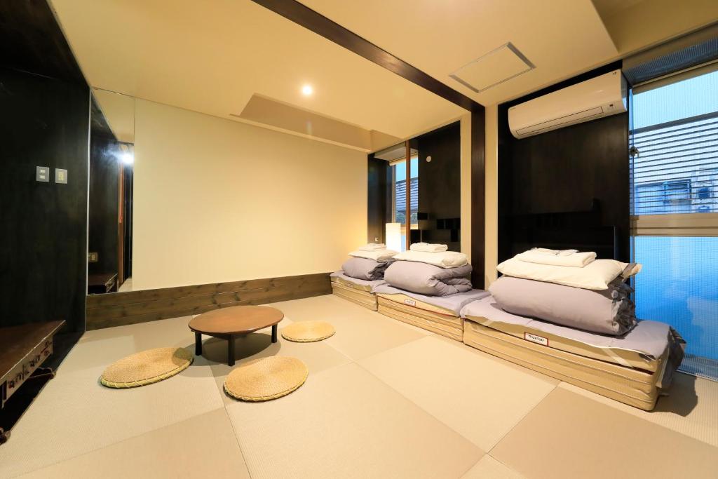 Andon Ryokan Tatami Room Futon Table Cushions