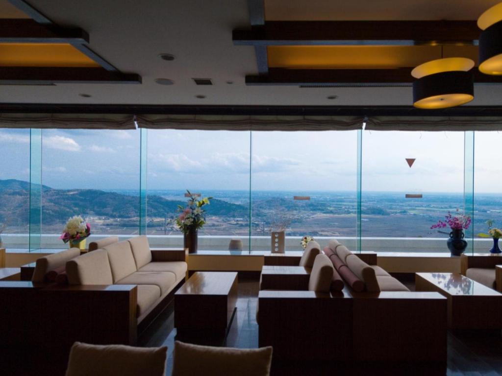 Aokiya Lounge Panoramic View