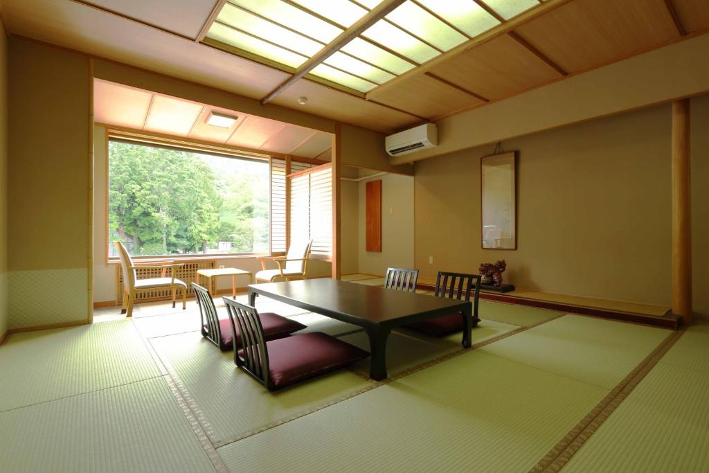 Aokiya Traditional Tatami Room