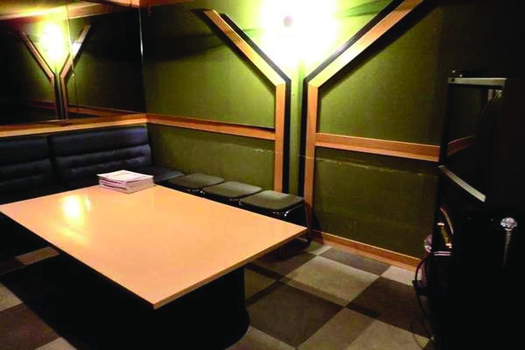 Aoshima Grand Hotel Private Karaoke Room