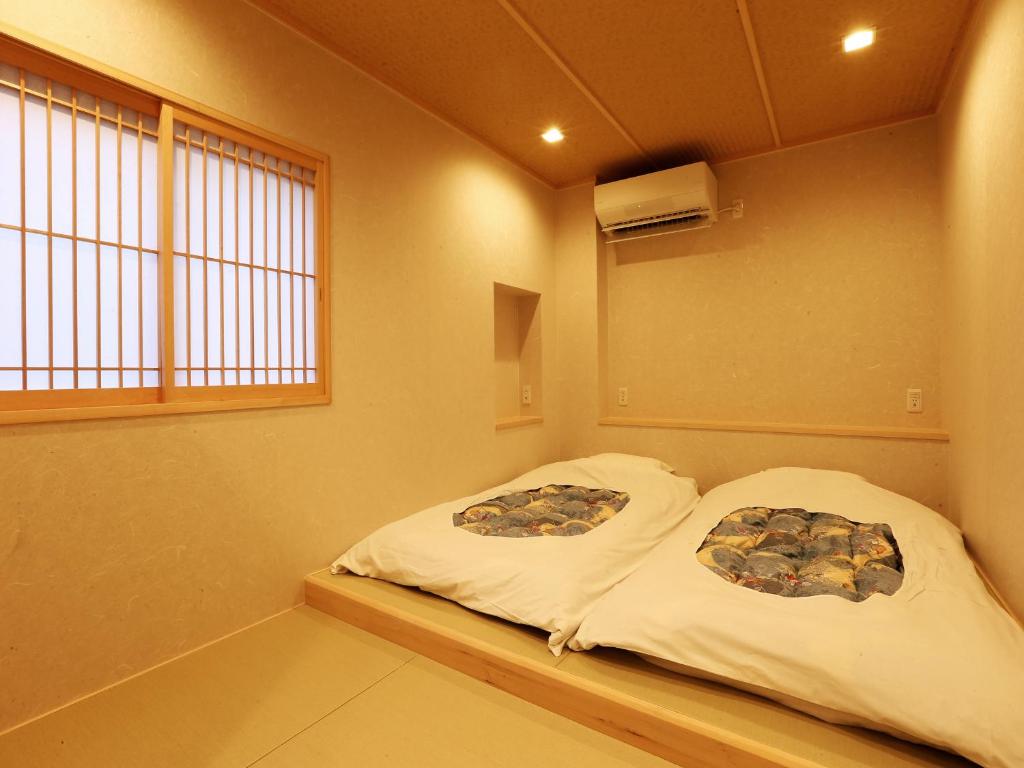 Arima Royal Hotel Tatami Room Futons